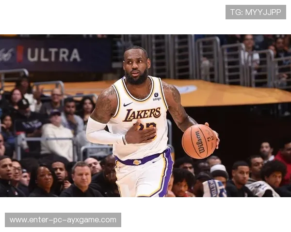 詹姆斯传球直塞,队友补篮成功带走胜利 詹姆斯传球直塞,队友补篮成功带走胜利