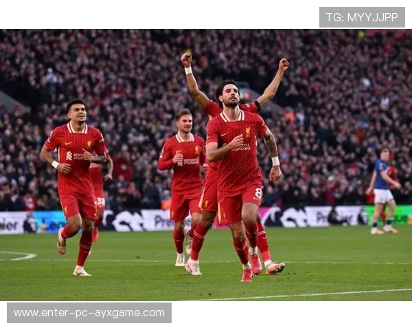 利物浦抢断造险情 利物浦抢断造险情