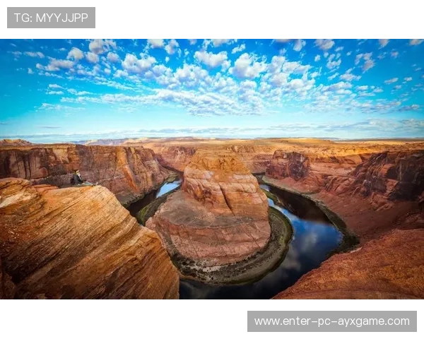 巴洛特利远射力量惊人:足球场上的惊艳之作 巴洛特利远射力量惊人:足球场上的惊艳之作